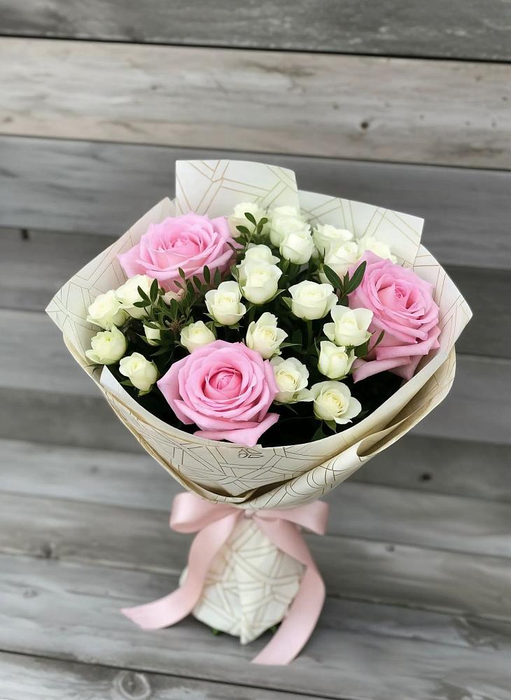 Букет цветов из: Розы в Суворовское Краснодарский край