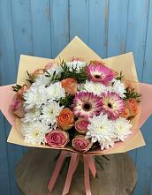 Букет цветов из:  Розы, Герберы и Хризантемы в Суворовское Краснодарский край