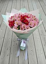 Букет цветов из:  Альстромерии #REPLACE_PRED# Суворовское Краснодарский край