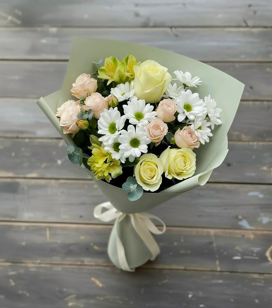 Букет цветов из: Альстромерии, Розы и Хризантемы в Суворовское Краснодарский край