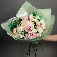 Букет цветов из:  Лизиантусы, Розы и Гвоздики #REPLACE_PRED# Суворовское Краснодарский край