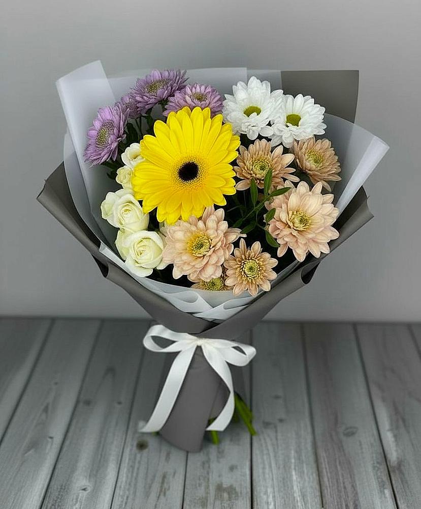 Букет цветов из: Розы, Герберы и Хризантемы в Суворовское Краснодарский край
