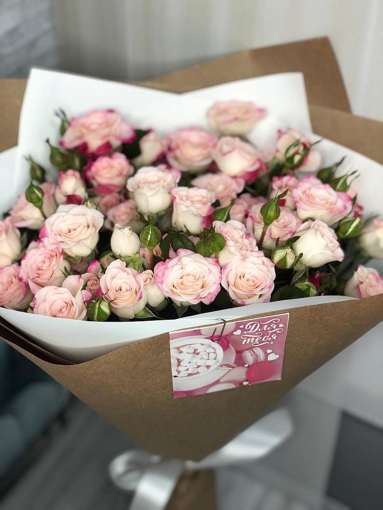 Букет цветов из: Розы в Суворовское Краснодарский край