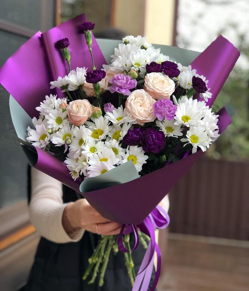 Букет цветов из: Хризантемы, Гвоздики и Розы в Суворовское Краснодарский край