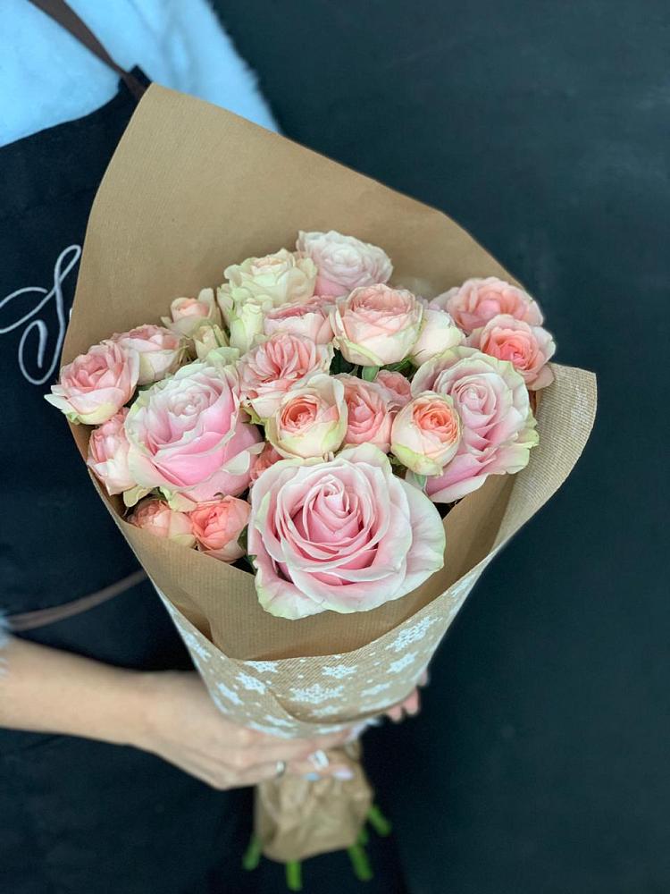 Букет цветов из: Хризантемы и Розы в Суворовское Краснодарский край