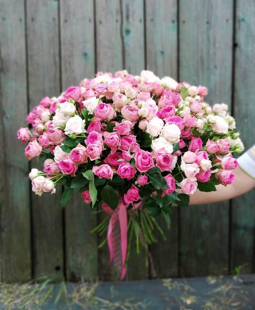 Букет Розовые кустовые розы Натали и Лав Лидия в Суворовское Краснодарский край