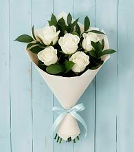 Букет цветов из:  Розы в Суворовское Краснодарский край