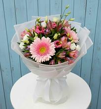 Букет цветов из:  Герберы, Альстромерии и Лизиантусы #REPLACE_PRED# Суворовское Краснодарский край