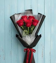 Букет цветов из:  Розы в Суворовское Краснодарский край