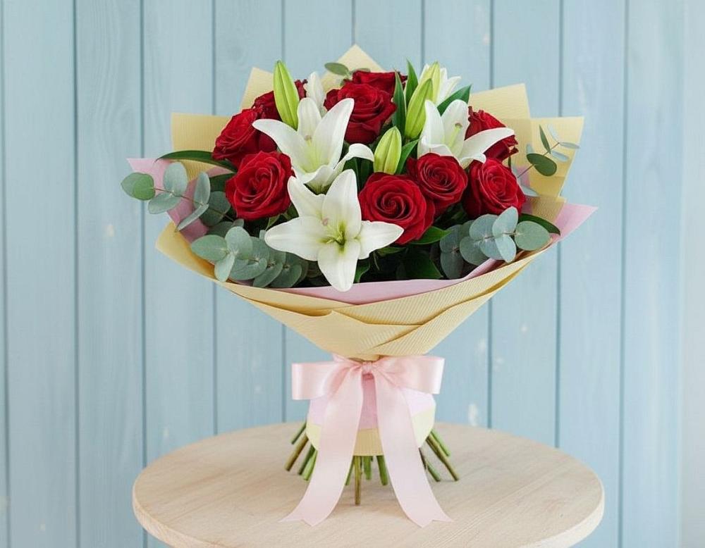 Букет цветов из: Лилии и Розы в Суворовское Краснодарский край