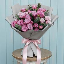 Букет цветов из:  Розы в Суворовское Краснодарский край